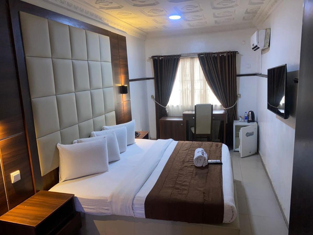 Presken Hotel @Villa إيكجا المظهر الخارجي الصورة